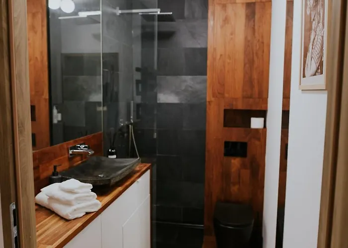 Διαμέρισμα Dwupoziomowy Butikowy Zmigrodzka, Free Parking, Self Check-in