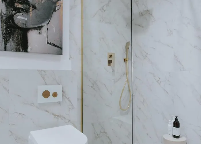 Dwupoziomowy Butikowy Zmigrodzka, Free Parking, Self Check-in Πόζναν