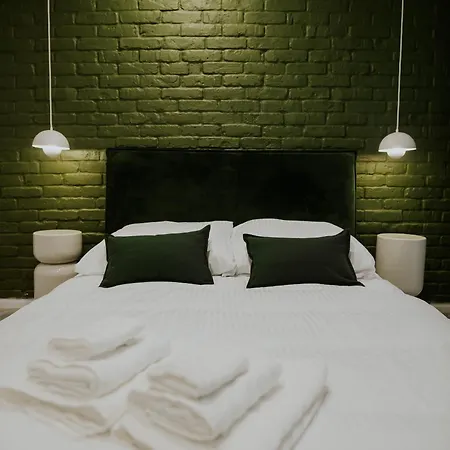 Dwupoziomowy Butikowy Zmigrodzka, Free Parking, Self Check-in דירה